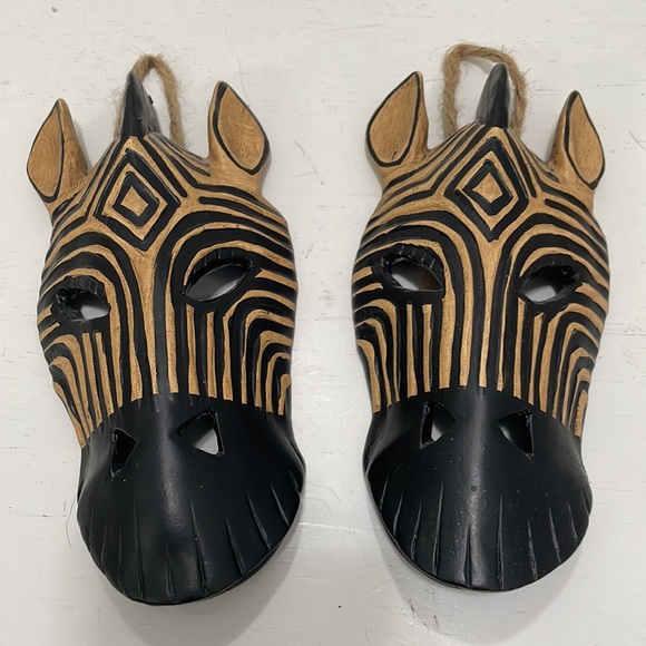 African Masks Wall Hanging Art Hand Carved Safari Décor Set of 8 - Picture 6 of 9